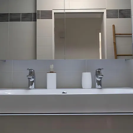 Appartement Spacieux Duplex Design - Centre Reims