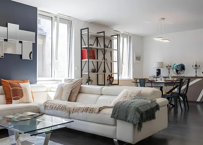 Spacieux Duplex Design - Centre Reims