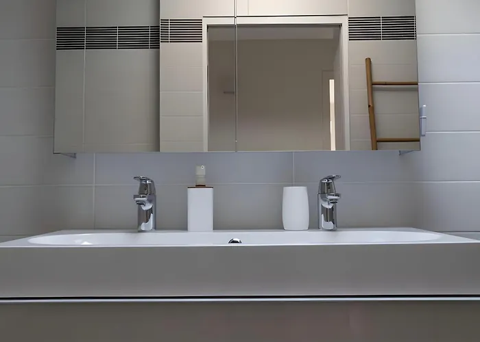 Apartment Spacieux Duplex Design - Centre Reims